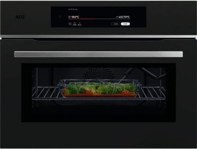 AEG Series 9000 TKK8N821T 44 l 3000 W Zwart
