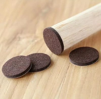 FSW-Products - 24 Stuks - Zelfklevende meubelonderzetters - Meubelvilt - Anti-krasvilt - Plakvilt - Viltjes - Stof - Bruin - Rond / 2cm in dia