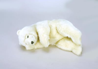 Pluche witte beer slapend, Hansa