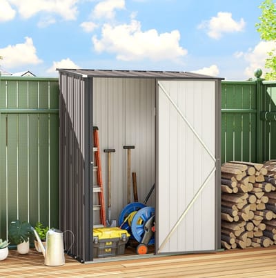MEUNIQ metalen tuinschuur 161,5 x 94,5 x 196 cm met afsluitbare deur en schuin dak, berging voor tuingereedschap en buitenopslag, zwart