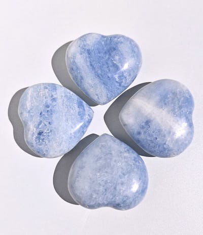 ThaleiaDesign - blauwe calciet hart - Edelstenen en Mineralen - calciet - Spiritualiteit - Woondecoratie - valentijn - liefde - cadeau - valentijn cadeautje vrouw - interieur - chakra - persoonlijk cadeau - prijs per stuk