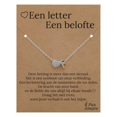 Letter F ketting op Cadeau Kaartje - Een letter, een belofte - 45cm Zilverkleurig Stainless Steel - Initiaal & Hartje Hanger - Pax Amare