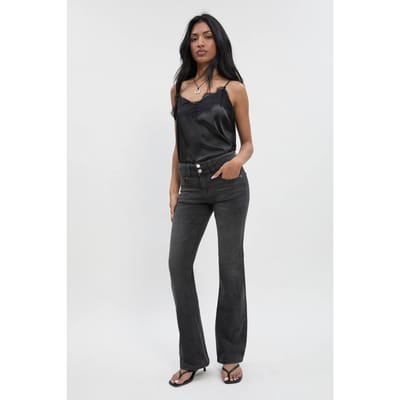 boohoo Dames Laaggesneden dubbele knoop uitlopende jeans | Washed Black | Maat: 16