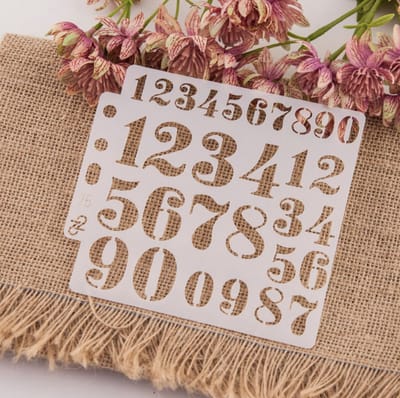 Hiden - Cijfer Sjabloon - Tekenset - Letters Sjablonen - Tattoo set - Tekenen voor volwassenen - Graphic design - Leren tekenen - Tekenen kinderen | 13 x 13 cm