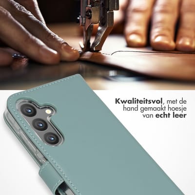 Selencia Hoesje - Geschikt voor Samsung Galaxy S24 - Echt Lederen Bookcase - Air Blue