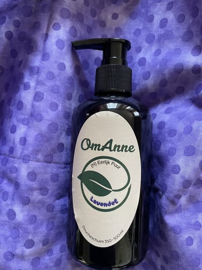 Douche en Bad Schuim Lavendel 500 ml. Puur Natuur! van OmAnne Prijs Inclusief Verzending!!