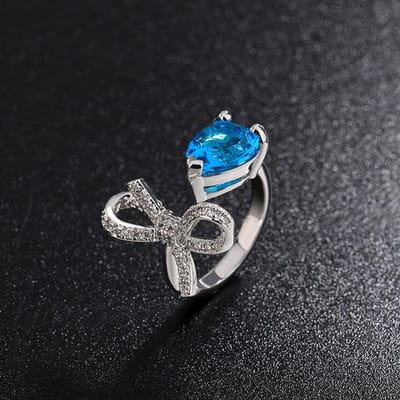 Modieuze Liefdesstrik Zirconia Sieraden Ring Zilver Verguld Nieuwe Stijl Ingelegd Imitatie Kristal Gegalvaniseerd Open Ring Hart black