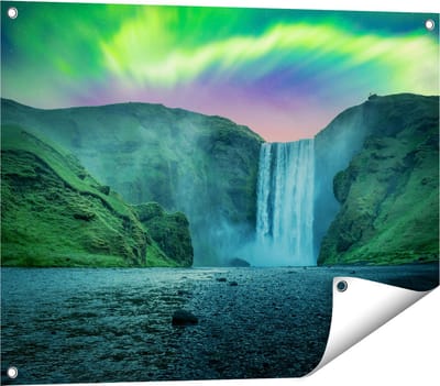 Gards Tuinposter Waterval met het Groene Noorderlicht - 80x60 cm - Tuindoek - Tuindecoratie - Wanddecoratie buiten - Tuinschilderij