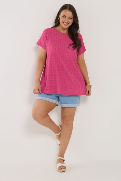 Yours Top Met Broderie Ontwerp En Ronde Hals In Roze Size 42