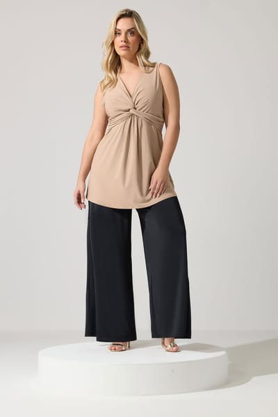 Yours London Camelbruine Mouwloze Top Met Knoop Aan De Voorkant Size 38