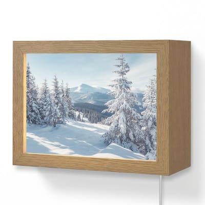 Wandlamp 20x15 cm - Oplaadbaar - Winterlandschap - Natuur - Berg - Bomen - Sneeuw - Wandlampen binnen woonkamer - Slaapkamer lamp met kabel - Decoratieve nachtlamp - Vloerlamp snoer