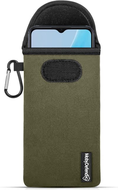 MobyDefend Hoesje - Geschikt voor Oppo A17 - Neopreen Pouch Met Karabijnhaak - Insteek - Riemlus - Groen