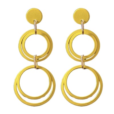 Oorbellen Luna geel goudkleur- lange oorbellen- Charme Bijoux
