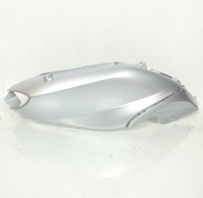 Coque arrière droite origine pour scooter Derbi 100 Boulevard 2010 62198700F2