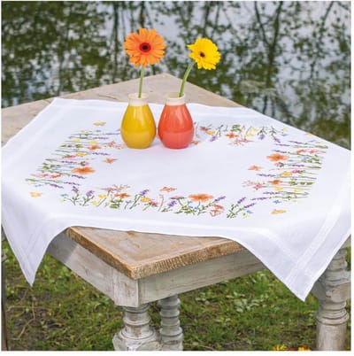 Vervaco - Tafelkleed kit - Lavendel en veldbloemen - PN-0199490 - Borduren - Borduurpakket - Borduurpakket volwassenen - Borduurpakket kind