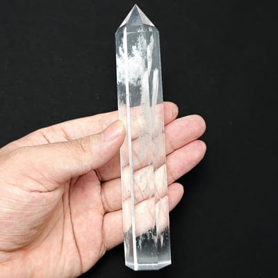 1 Pièce Pierre de Fusion Blanche Point Unique Colonne Hexagonale Pointe de Cristal Baguette Tour Ornement de Maison Cadeau Ornement en Cristal