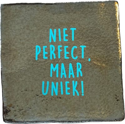 Hippe tegeltje met tekst: Niet perfect maar uniek! | Goud | Turquoise | Gepersonaliseerde cadeau | Hippe Spreuktegel | Nieuwe woning cadeau | Verjaardagscadeau | Verjaardag | Birthday | Housewarming cadeau