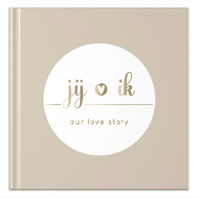 Fyllbooks - Liefdesboek voor Koppels - Herinneringsboek - Invulboek - Valentijn Cadeau Koppels - Beige