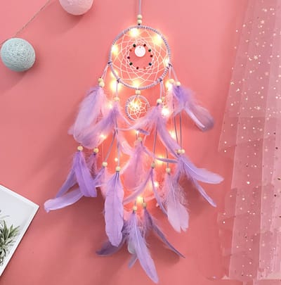 DW4Trading Dromenvanger Paars met Kralen en Veren en Led Verlichting - Dreamcatcher - 60x12 cm