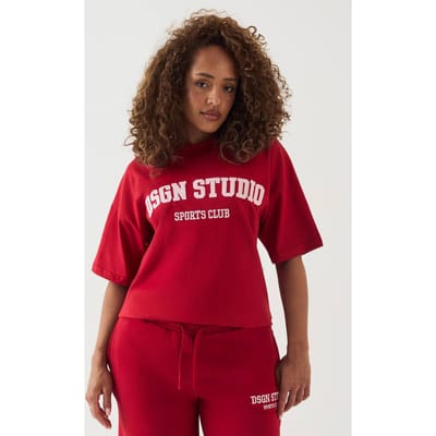 Dames Dsgn Studio Oversized T-shirt | Red | Maat: XS