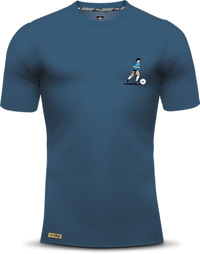 Diego en Maradonna t-shirt