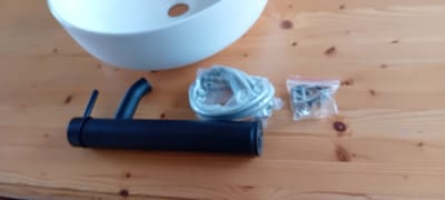 Design Keramiek Waskom wit 42 cm doorsnede met hoge zwarte kraan KOOPJE