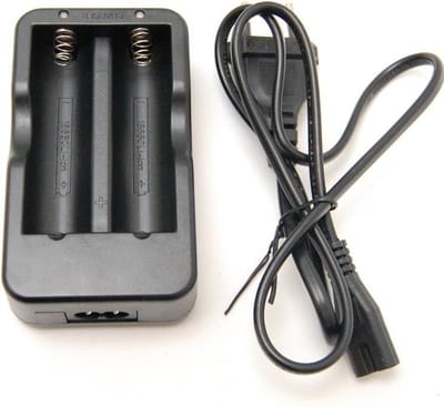 Batterijlader 3.7V voor Li-ion batterijen type 18650