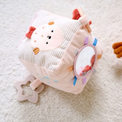 Petite Amélie Activiteiten Kubus - Peach