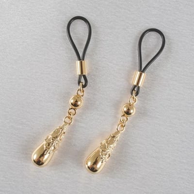 Sylvie Monthulé | Gold Nipple Clamp and Nipple Jewelry | Nipple Drop