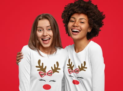 Starry Indigo - Dames T-shirt Rudolph Reindeer Outfit / Foute Kerstkleding / Ugly Christmas | Familie Bijpassende Outfit | Glitter | Lange Mouw | Wit | Maat M