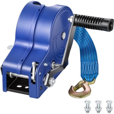 VEVOR Handlier met Een Hefvermogen van 1588 kg, Handmatige Bediening met 6,1 m Polyester Band, Bootlier met Tweeweg Ratelhandslinger en Lasthaak, Handlier met Behuizing voor Boot, Trailer, Vrachtwagen en Caravan