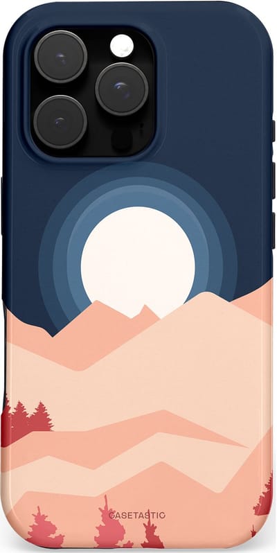 Casetastic hoesje geschikt voor Apple iPhone 16 Pro - MagSafe - Dubbellaagse bescherming - Bergen bij maanlicht - Fashion Case - Zwart Perzik Zand Koraal