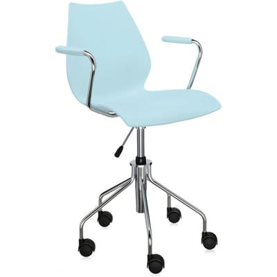 Kartell - Maui armleundraaistoel - lichtblauw