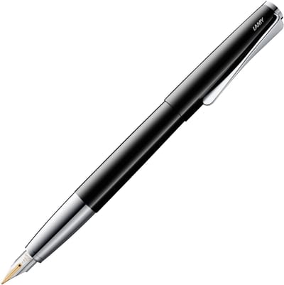 LAMY Studio Premium vulpen 068 van roestvrij staal met hoogwaardige zwarte lakafwerking en 14 kt. gouden penpunt in extra fijn (EF), propellervormige clip, incl. LAMY T 10 inktpatroon blauw