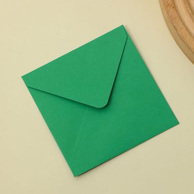 Verpakking van 50 vierkante gekleurde enveloppen - Eenvoudig ontwerp, multifunctionele enveloppen - Handgemaakte enveloppen voor wenskaarten en cadeaus - Creatief briefpapier - Licht donkergroen - 12.5*12.5cm