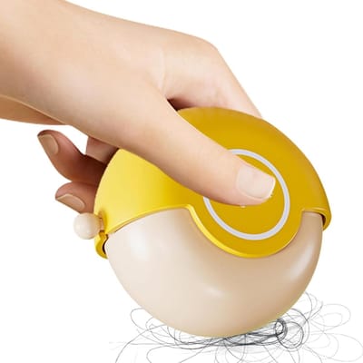 Herbruikbare Pluisroller - Wasbaar - Kleding Reinigen - Met Beschermhoes - 8x8x5 cm - Geel