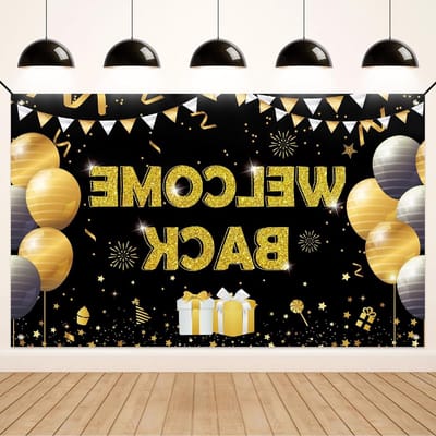 Allecta - Welkom Terug Banner voor Familie en Schoolfeesten - Herbruikbaar, 180 x 110cm - Zwart Goud Kleurrijk Display