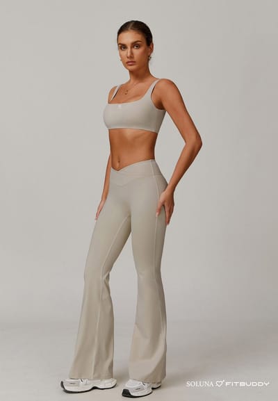 Fitbuddy Seamless Sport BH GZB31 – Light Khaki – Shockproof, Ademend & Shaping – Dames – Maat S