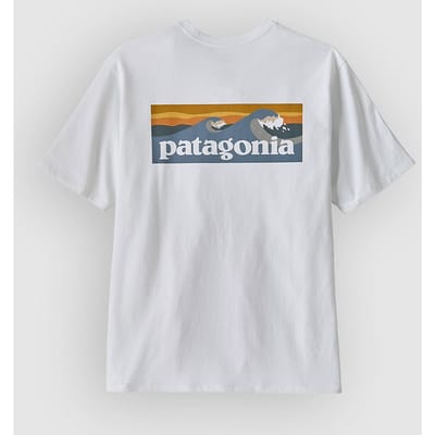 Patagonia Boardshort Logo Pocket Responsibili T-Shirt wit