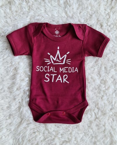 Little Jay social media star - Burgundy - Rompertje