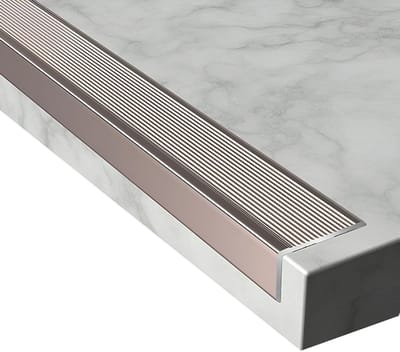 Traprandprofiel Aluminium - Trapneusstrips Metaal - Veilige Trappen - Antislip Groeven - 80 cm - Roségoud