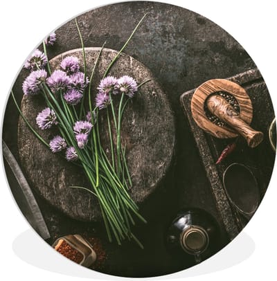 WallCircle® Wandcirkel 30x30 cm - Muurcirkel Bieslook - Keuken - Vijzel - Rustiek - Kruiden - Paars - Muurdecoratie woonkamer - Wanddecoratie slaapkamer - Kamer decoratie accessoires - Ronde schilderijen
