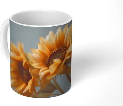 Mok - Koffiemok - Zonnebloemen - Geel - Wazig - Mokken - 350 ML - Beker - Koffiemokken - Theemok