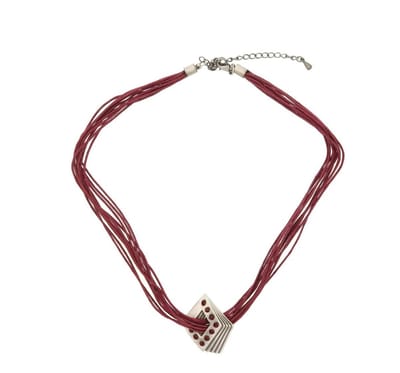 Behave - Ketting rood met ruit hanger en steentjes - 40 cm