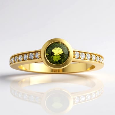 Cavill - Luxe Vesuvianiet Ring 0,45 ct - 925 Sterling Zilver 18K Goud Verguld - Ronde Groene Keniaanse Edelsteen met Pavé Zirkonen