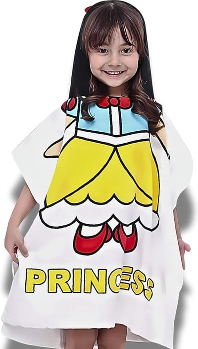 BoefieBoef Kinder Badponcho - Baby Badcape - Microfiber Kleuter Omslagdoek Met Capuchon - Kerst Cadeau - Peuter Strandponcho Voor Kinderen tot 6 jaar - 60x90cm - BSneeuwwitje Prinses Wit Sprookje - meisje - Peuter - Zomer - Strandlaken - Surfponcho