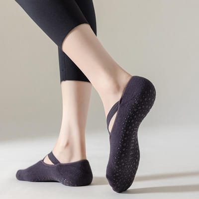 Chaussettes de Yoga pour femmes, en coton et Silicone, antidérapantes, serviette Pilates, chaussettes de Barre invisibles EUR 34-39 violet