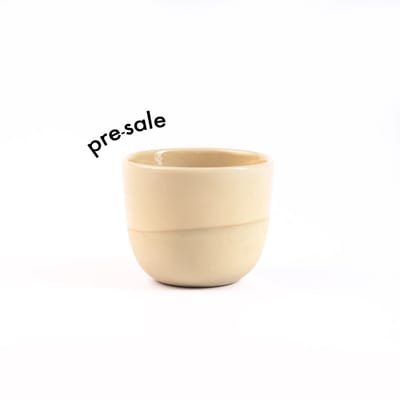 Espresso kopje – 60ml - Half Glazed - Sand Yellow - Handgemaakt – Porselein – Espresso Kop – Koffiekopjes – Espressomachine - Barista Essentials