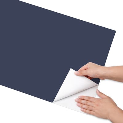 Coloray Meubel Wrap Folie - Marine Meubelfolie - 50x100 cm - Decoratiefolie Zelfklevend Donker marineblauw - Meubelfolie Zelfklevend - Minimalist Meubelfolie - Wrapfolie Keuken - Wanddecoratie - Achtergronden en patronen