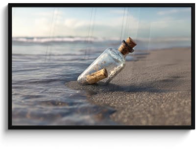 Poster in lijst - Fotolijst 120x80 cm - Posters - Glazenfles - Post - Zee - Zand - Posterlijst zwart - Decoratie - Wanddecoratie woonkamer - Muurdecoratie slaapkamer
